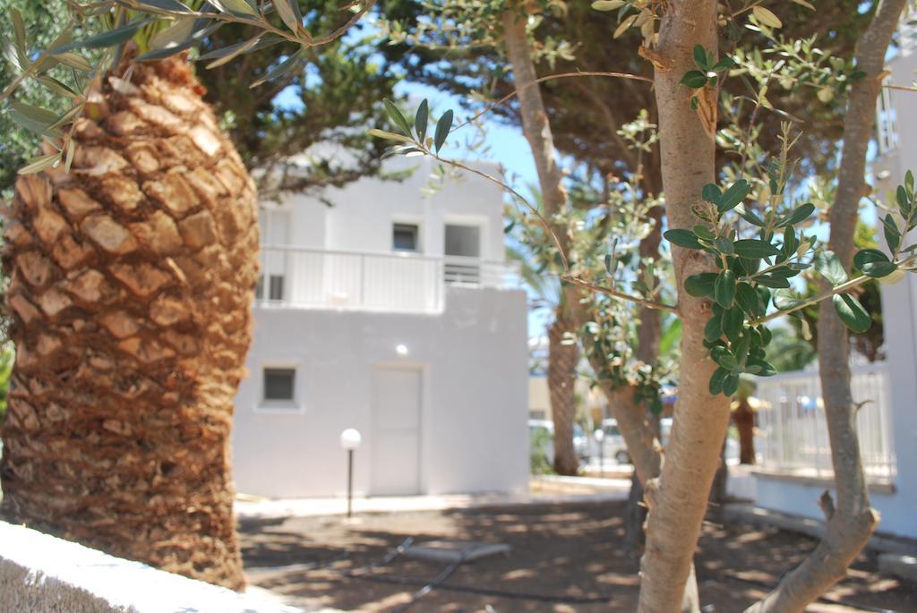 פרוטאראס Flisvos Beach Apartments מראה חיצוני תמונה